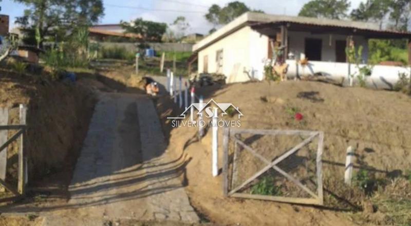 Casa à venda com 4 quartos, 160m² - Foto 4