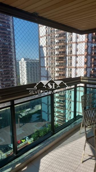 Apartamento em Barra da Tijuca - Rio de Janeiro/RJ  - 3 Quartos