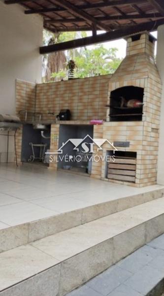 Casa à venda com 3 quartos, 630m² - Foto 5