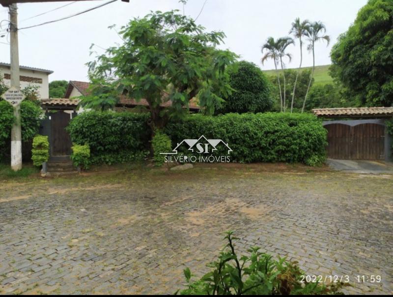Casa à venda com 3 quartos, 630m² - Foto 6