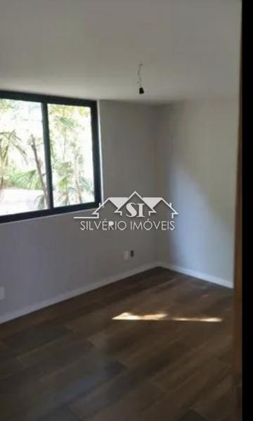 Casa à venda com 3 quartos, 256m² - Foto 8