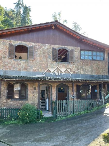 Casa em Moinho Preto - Petrópolis/RJ  - 6 Quartos