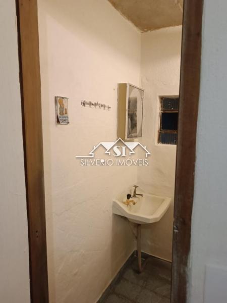 Casa à venda com 3 quartos, 180m² - Foto 7