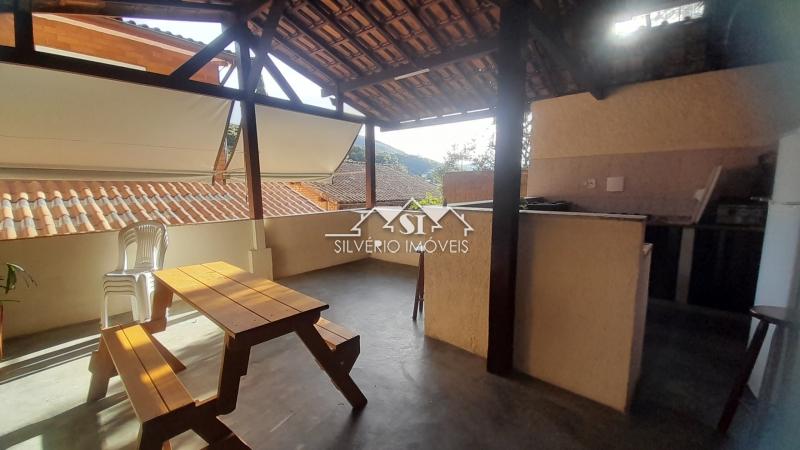 Casa à venda com 3 quartos, 300m² - Foto 7