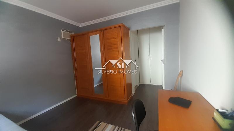 Casa à venda com 3 quartos, 300m² - Foto 30