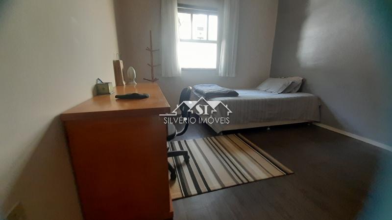 Casa à venda com 3 quartos, 300m² - Foto 31