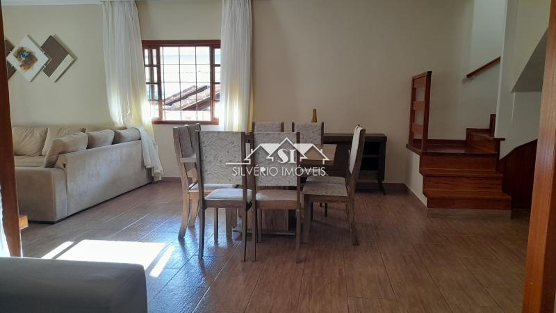 Casa à venda com 3 quartos, 300m² - Foto 32