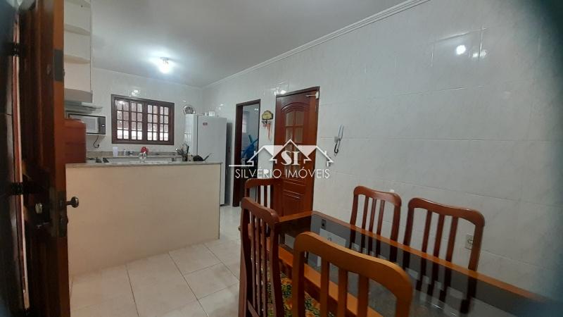 Casa à venda com 3 quartos, 300m² - Foto 37