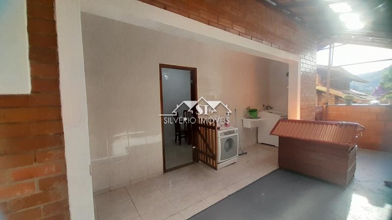 Casa à venda com 3 quartos, 300m² - Foto 42