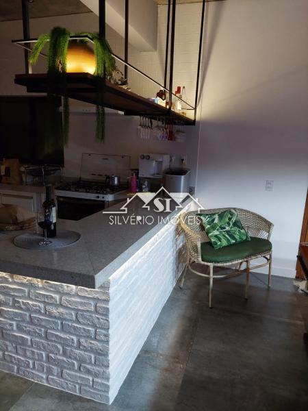 Casa à venda com 3 quartos, 216m² - Foto 5