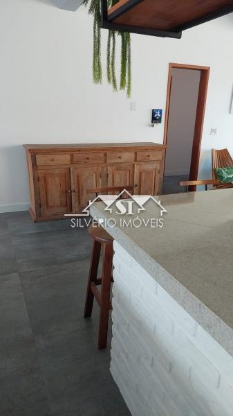 Casa à venda com 3 quartos, 216m² - Foto 13
