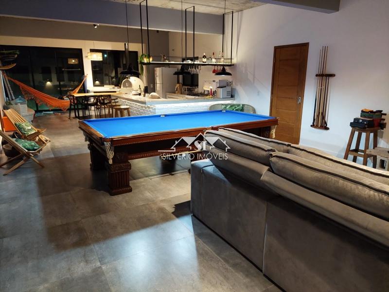 Casa à venda com 3 quartos, 216m² - Foto 14