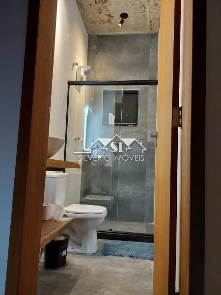 Casa à venda com 3 quartos, 216m² - Foto 16