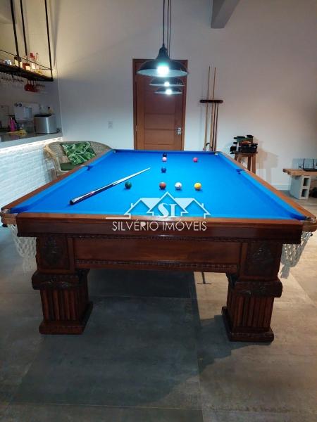 Casa à venda com 3 quartos, 216m² - Foto 17