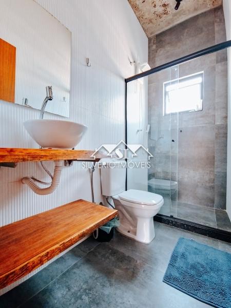 Casa à venda com 3 quartos, 216m² - Foto 28