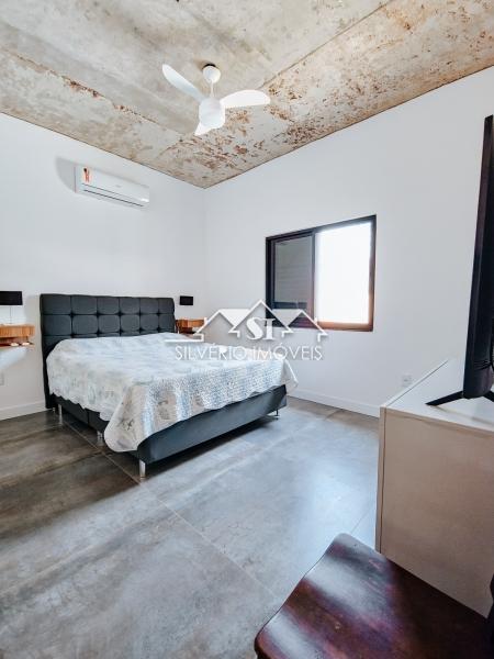 Casa à venda com 3 quartos, 216m² - Foto 31