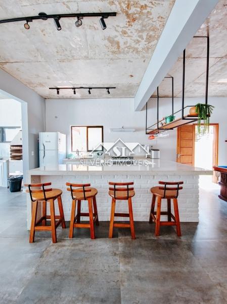 Casa à venda com 3 quartos, 216m² - Foto 35