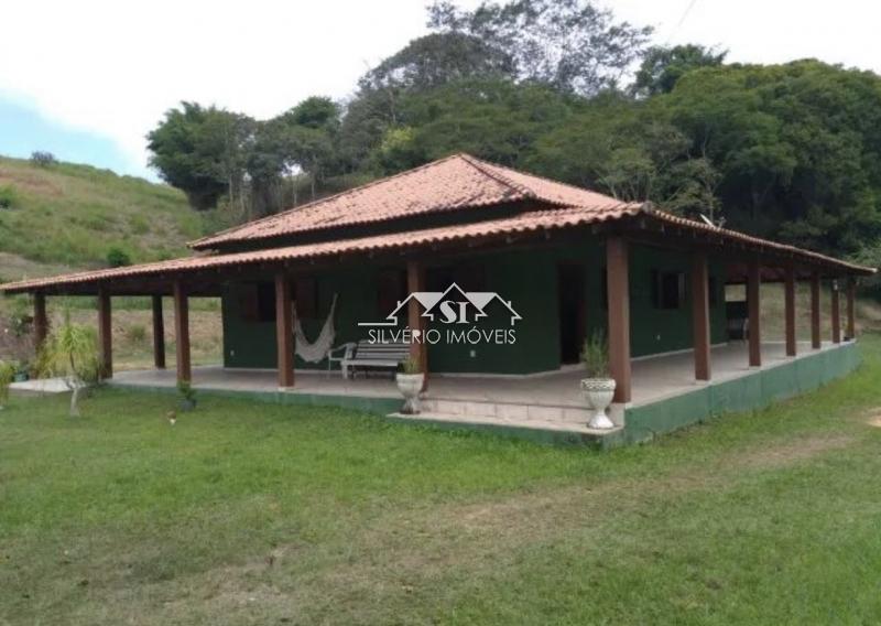 Sítio em Paraiba do Sul - Paraíba do Sul/RJ  - 3 Quartos