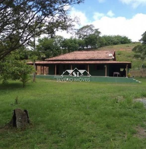 Sítio à venda com 3 quartos, 430m² - Foto 4
