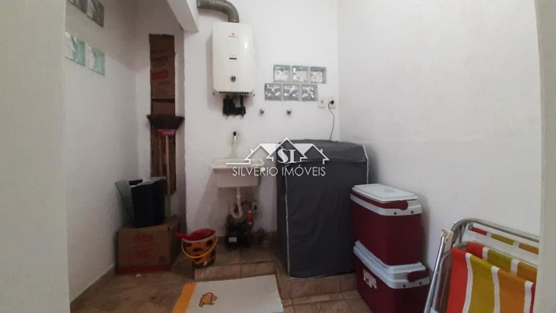 Casa à venda com 3 quartos, 420m² - Foto 21
