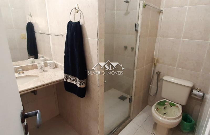 Casa à venda com 3 quartos, 420m² - Foto 23