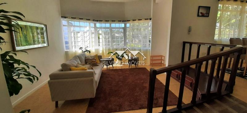 Casa à venda com 3 quartos, 420m² - Foto 7