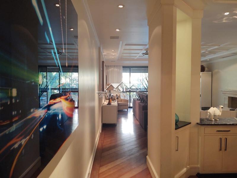 Apartamento à venda com 4 quartos, 200m² - Foto 25