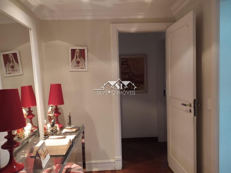 Apartamento à venda com 4 quartos, 200m² - Foto 26