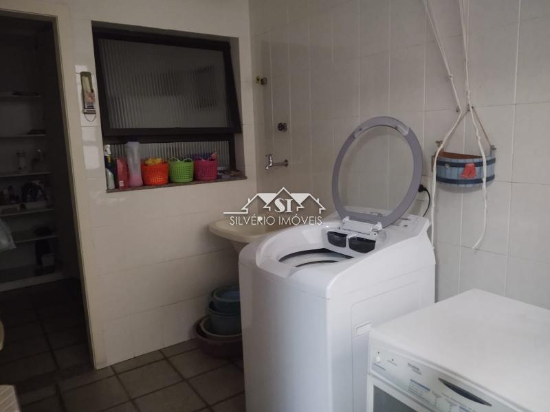 Apartamento à venda com 4 quartos, 200m² - Foto 28