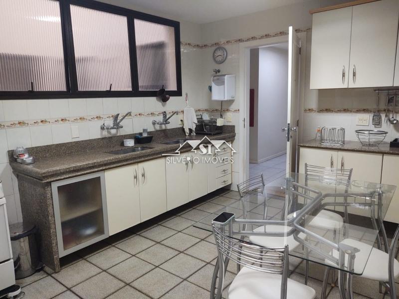 Apartamento à venda com 4 quartos, 200m² - Foto 20