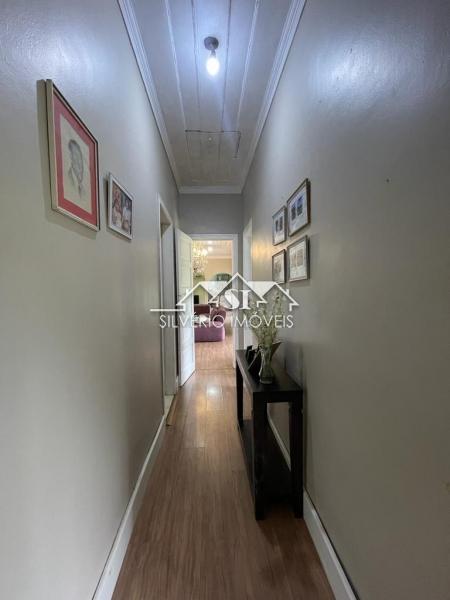 Casa à venda com 5 quartos, 330m² - Foto 17