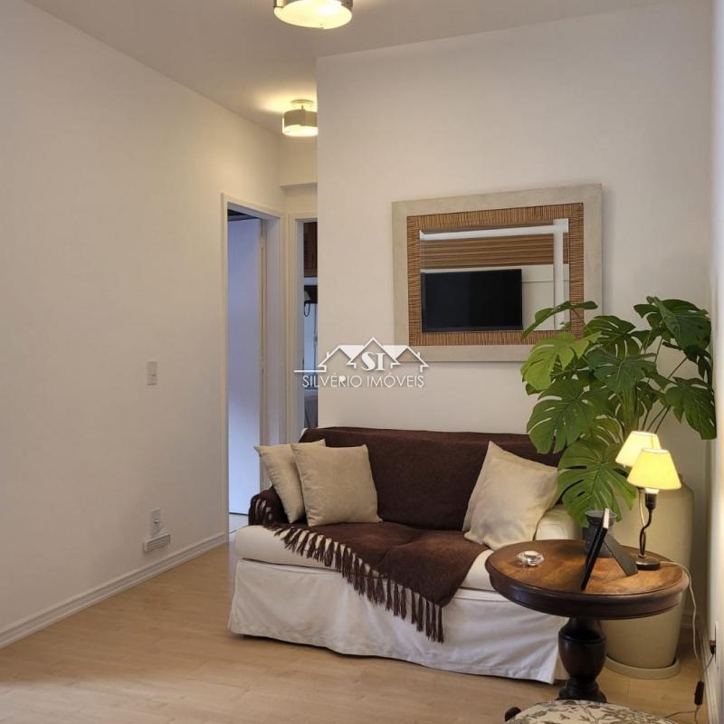 Apartamento à venda com 3 quartos, 80m² - Foto 8