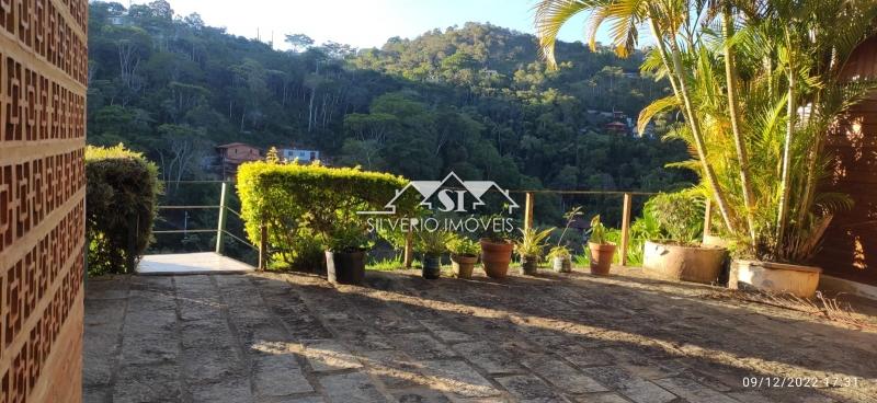 Casa à venda com 2 quartos, 65m² - Foto 3