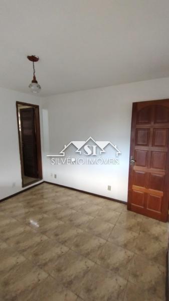 Casa à venda com 3 quartos, 116m² - Foto 3