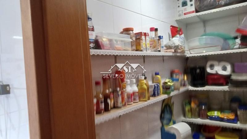 Apartamento à venda com 3 quartos, 96m² - Foto 4