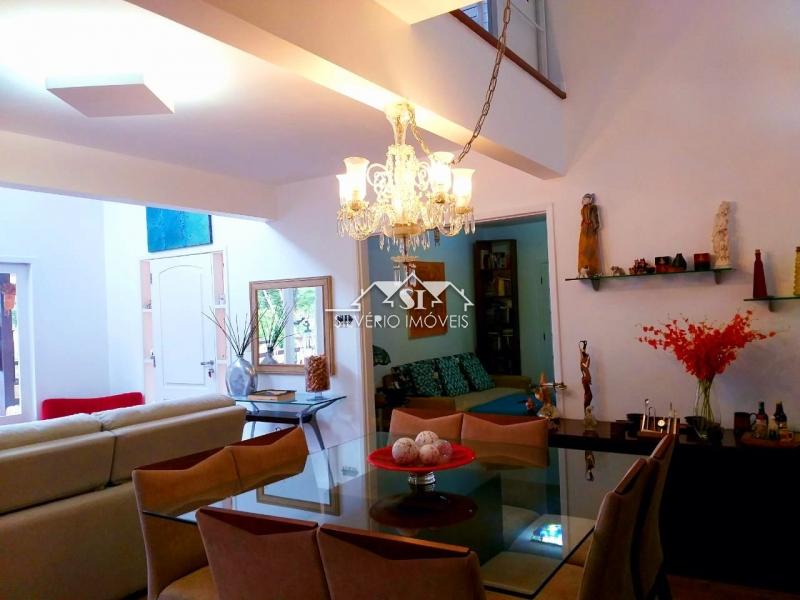 Casa à venda e aluguel com 3 quartos, 300m² - Foto 15