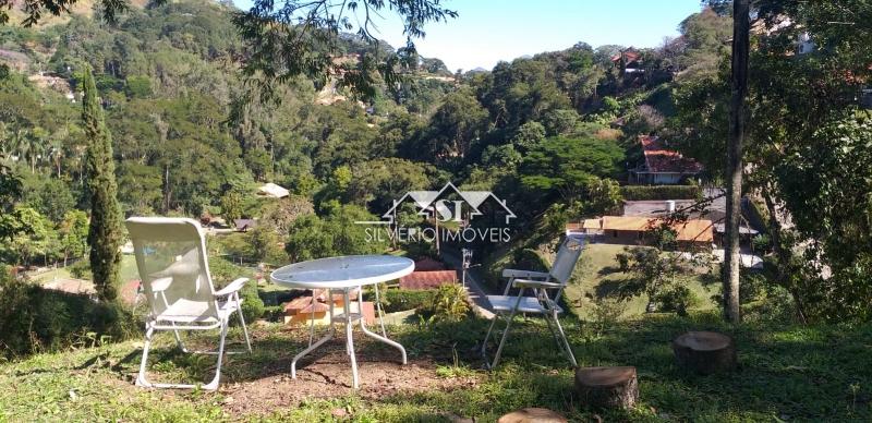 Casa à venda e aluguel com 3 quartos, 300m² - Foto 17