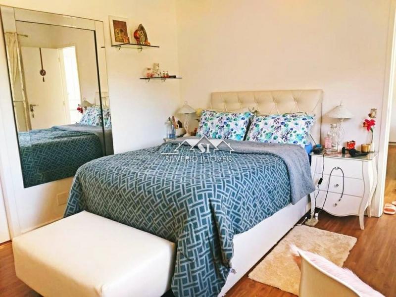 Casa à venda e aluguel com 3 quartos, 300m² - Foto 21