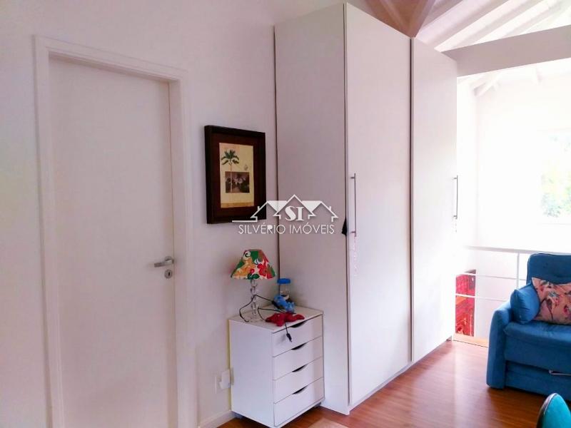 Casa à venda e aluguel com 3 quartos, 300m² - Foto 27