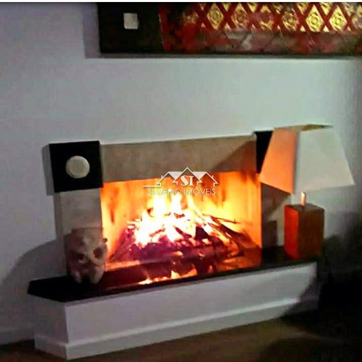 Casa à venda e aluguel com 3 quartos, 300m² - Foto 31