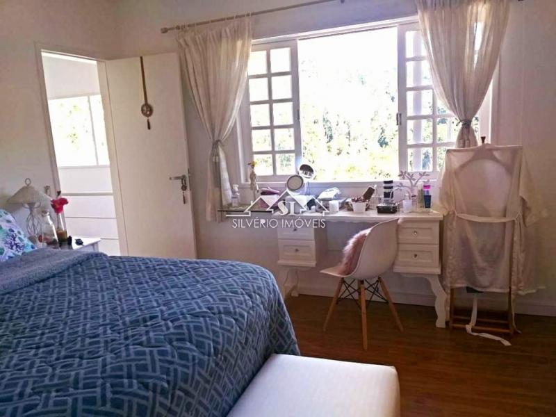 Casa à venda e aluguel com 3 quartos, 300m² - Foto 36