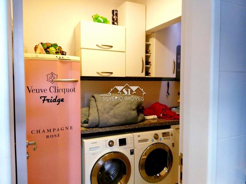 Casa à venda e aluguel com 3 quartos, 300m² - Foto 41