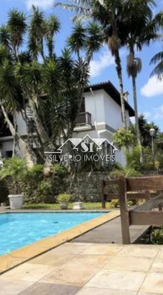 Casa à venda com 5 quartos, 360m² - Foto 3