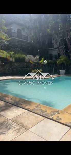 Casa à venda com 5 quartos, 360m² - Foto 10