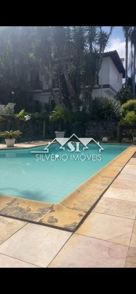 Casa à venda com 5 quartos, 360m² - Foto 11