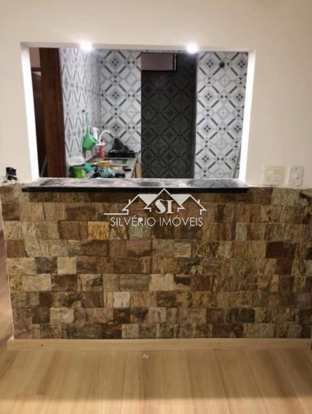 Apartamento à venda com 2 quartos, 60m² - Foto 2