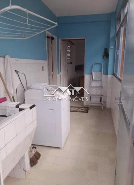 Casa à venda com 2 quartos, 186m² - Foto 9