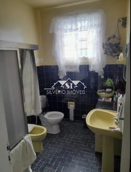 Casa à venda com 2 quartos, 186m² - Foto 15