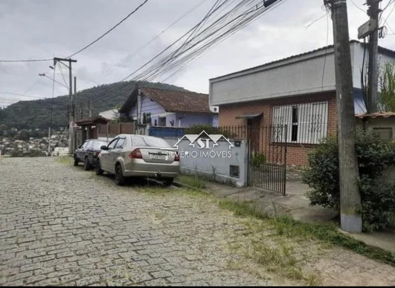 Casa em Mosela - Petrópolis/RJ  - 2 Quartos