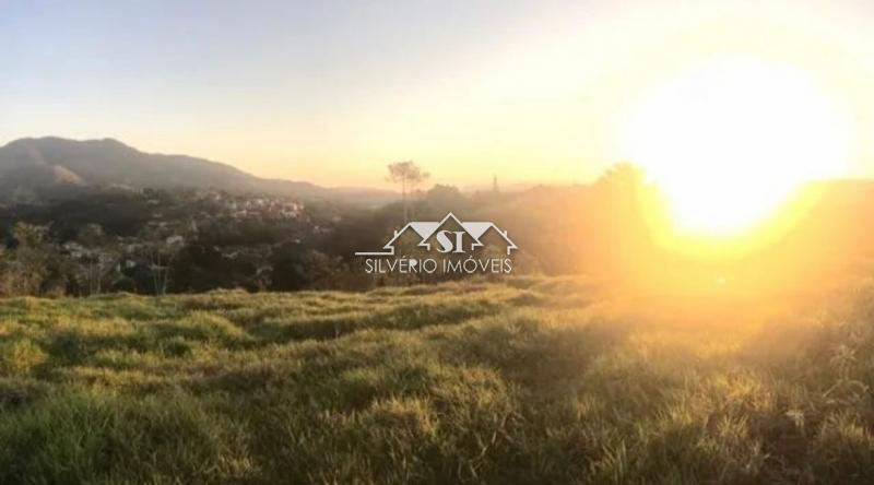 Terreno à venda, 597m² - Foto 2